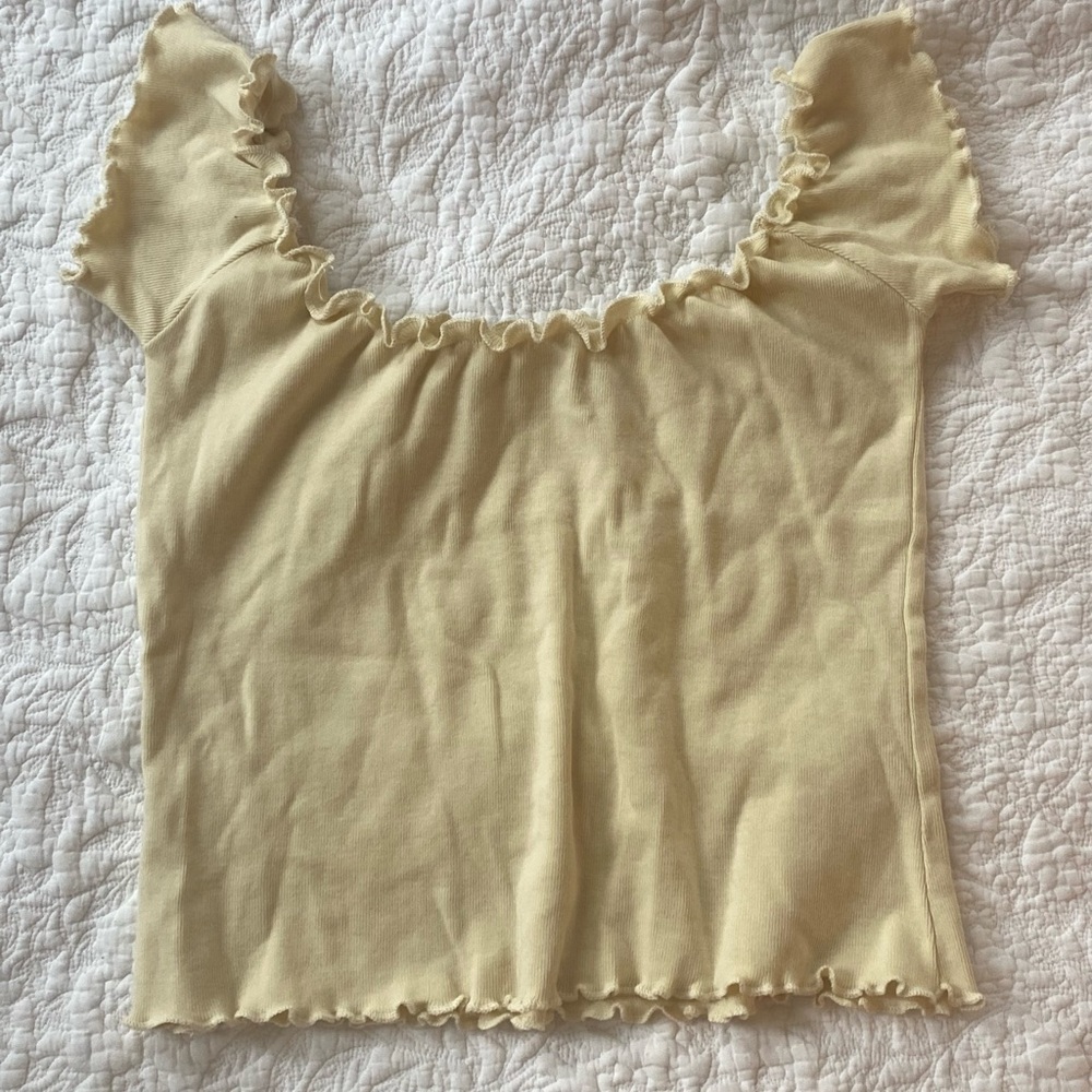 Brandy Melville ruffle off the shoulder top